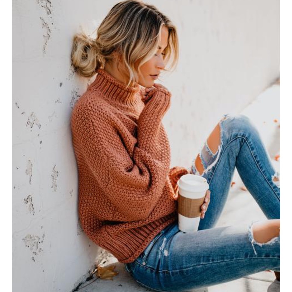 HEIDI Old School Sweater